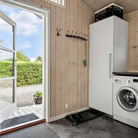 Cozy Summer House, Dyngby With Private Garden * Odder