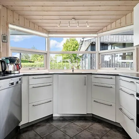 Holiday home Cozy Summer House, Dyngby With Private Garden