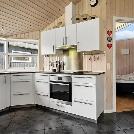 Cozy Summer House, Dyngby With Private Garden * Odder
