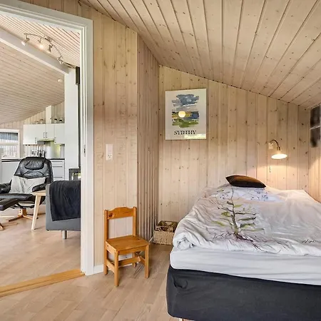 Cozy Summer House, Dyngby With Private Garden Odder